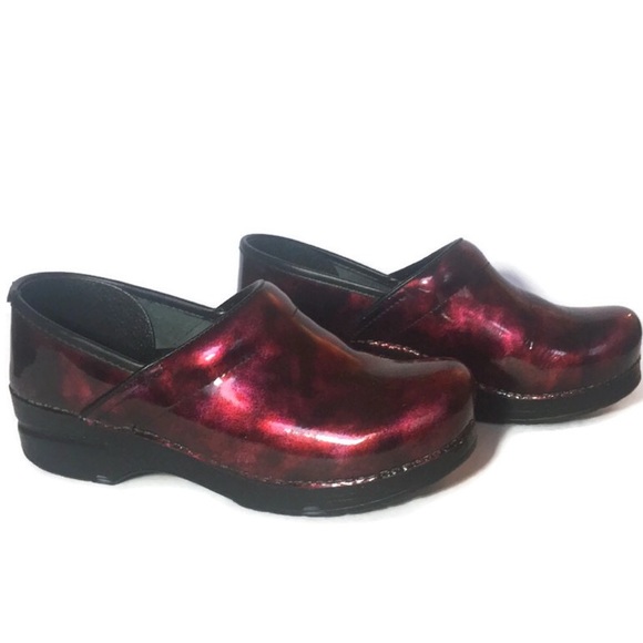 dansko retailers near me